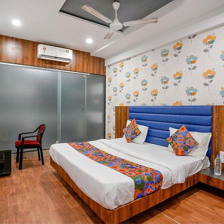 Fabhotel The Valentine - Udhna Road Surat Exterior photo