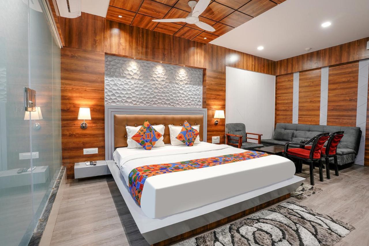 Fabhotel The Valentine - Udhna Road Surat Exterior photo