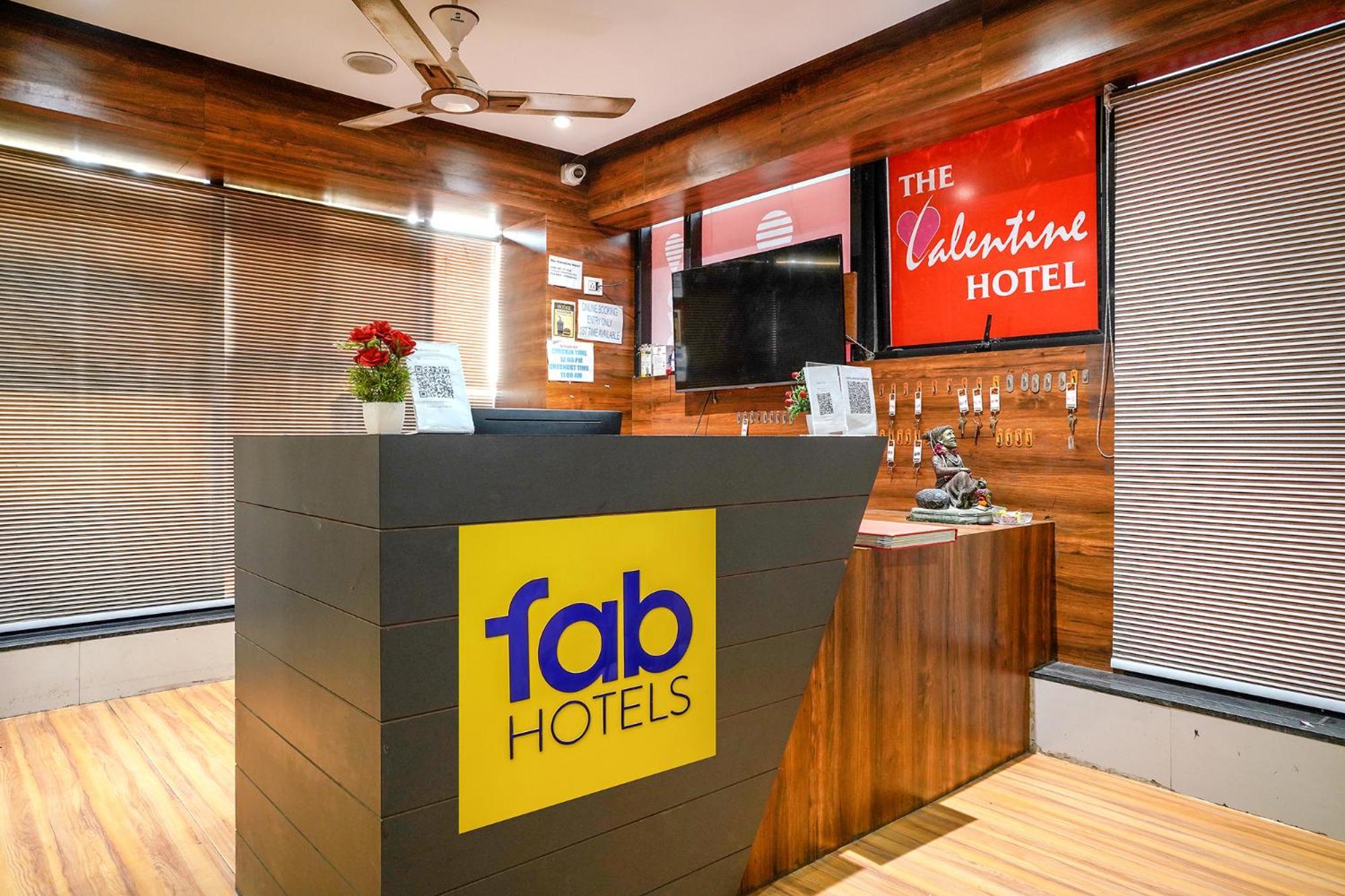 Fabhotel The Valentine - Udhna Road Surat Exterior photo